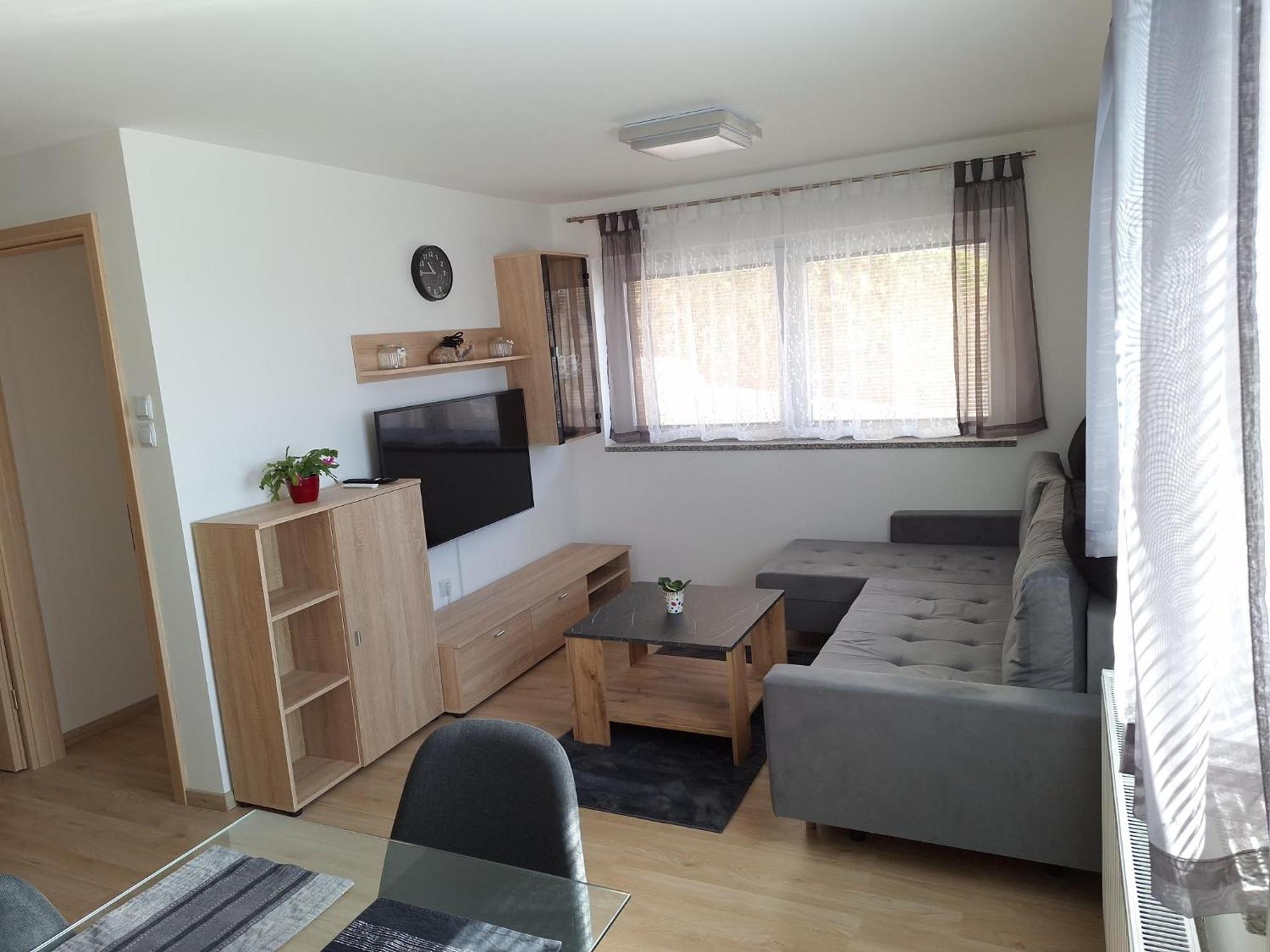 Apartment Belka Йесенице Екстериор снимка